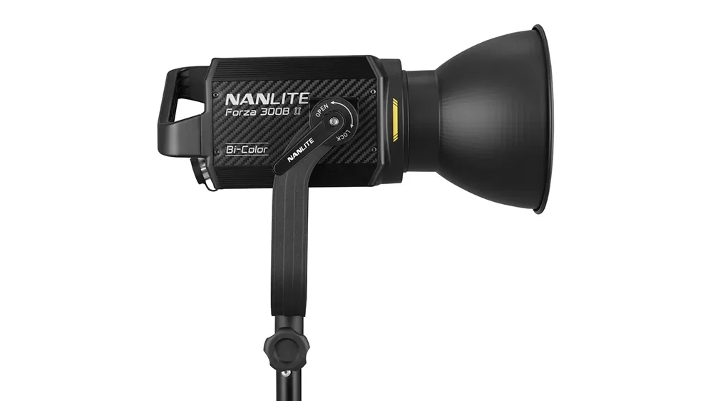 Nanlite Forza 300B II LED Light (Bi-Colour) Urban Cine