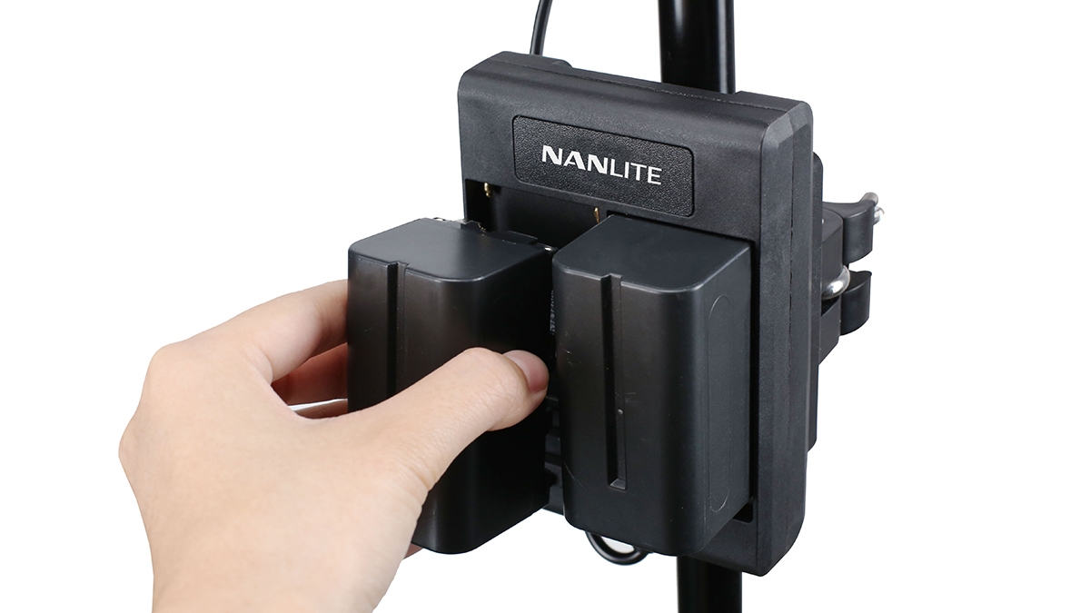 Nanlite NP-F Battery Adaptor for Pavotube 15C, 30C & Forza 60/60B